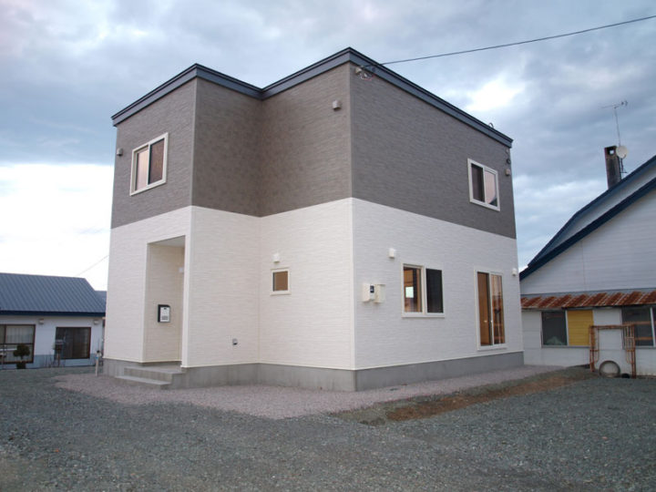 PB011701